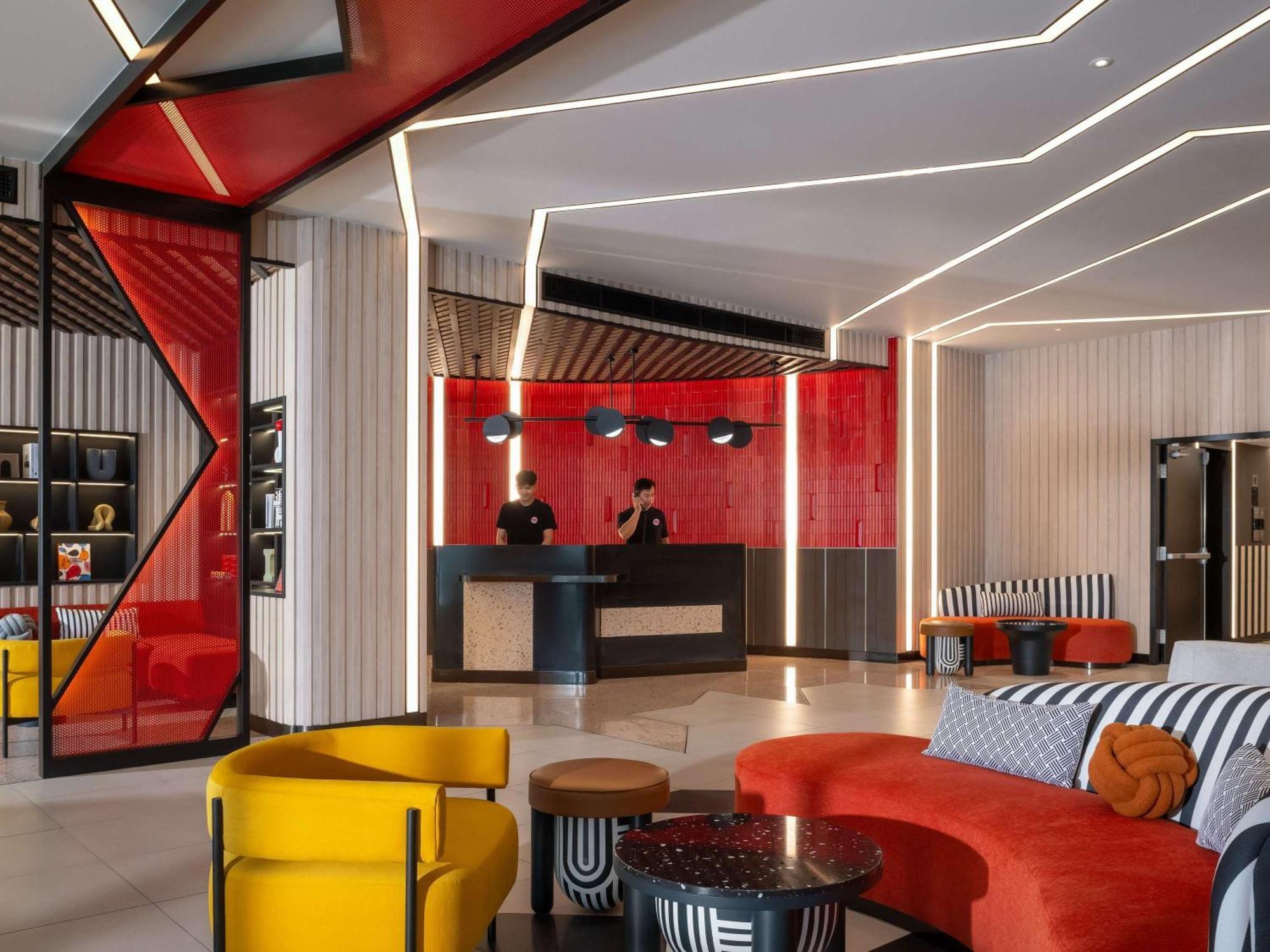 Tribe Living Bangkok Sukhumvit 39 By Accorhotels エクステリア 写真