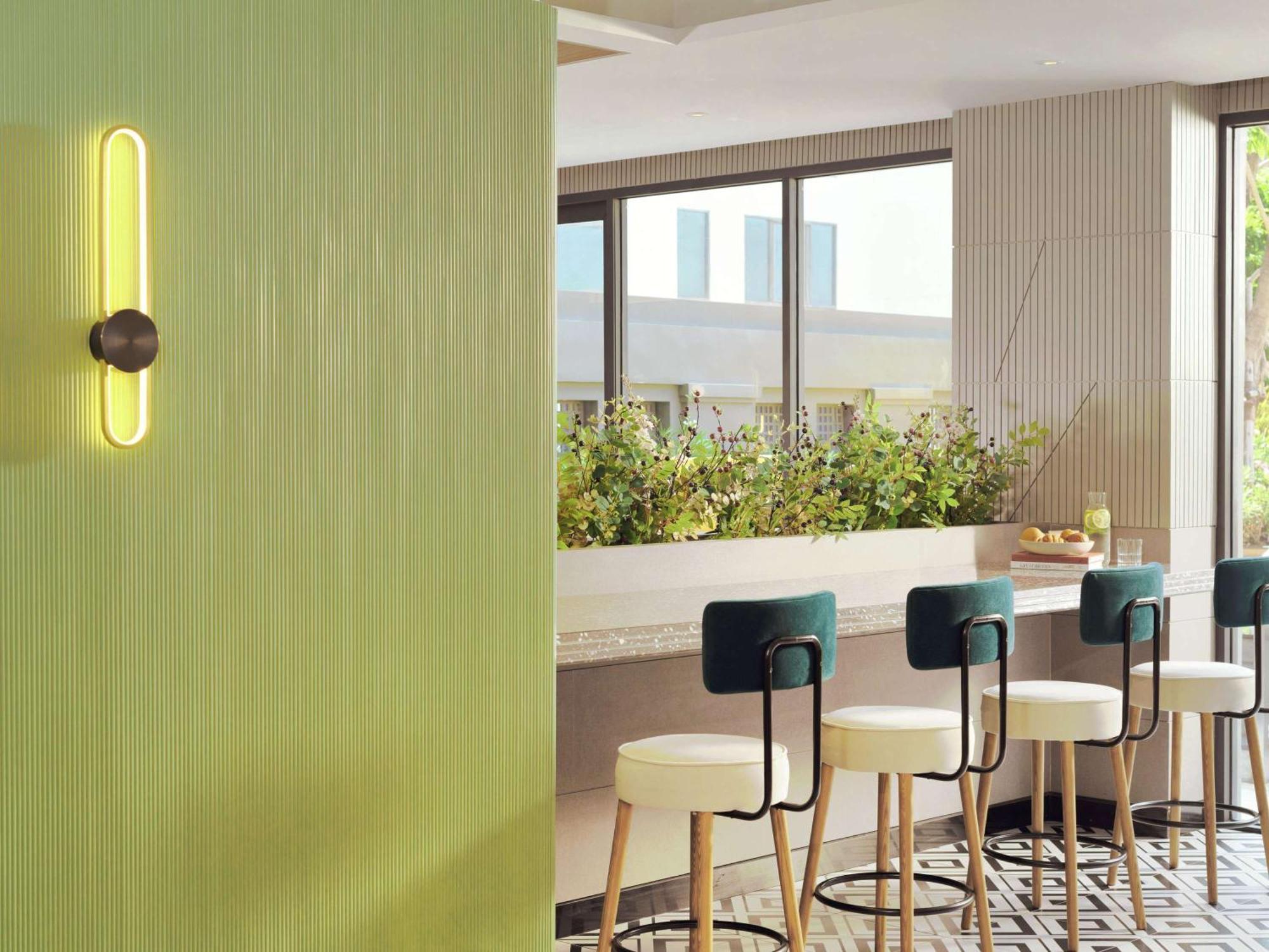 Tribe Living Bangkok Sukhumvit 39 By Accorhotels エクステリア 写真
